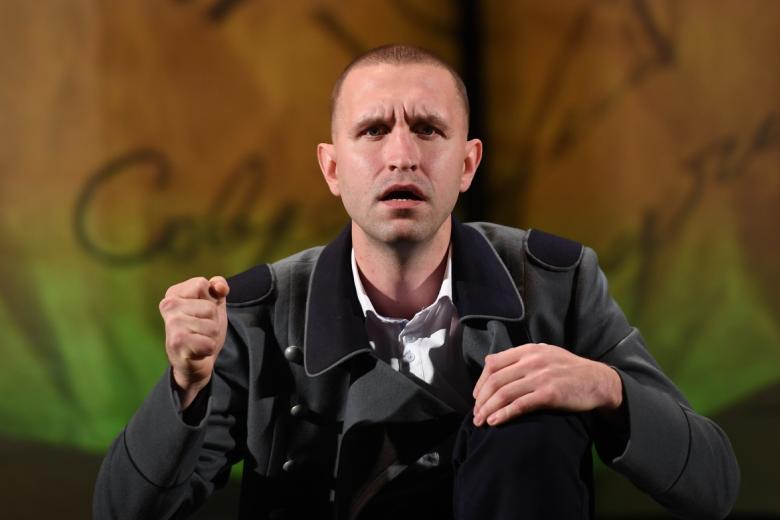 Иван Добронравов
