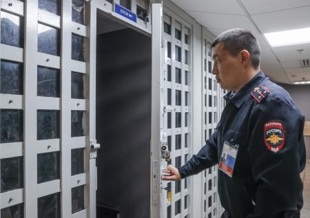 Российский тренер мастурбировал перед детьми и просил их помочь ему