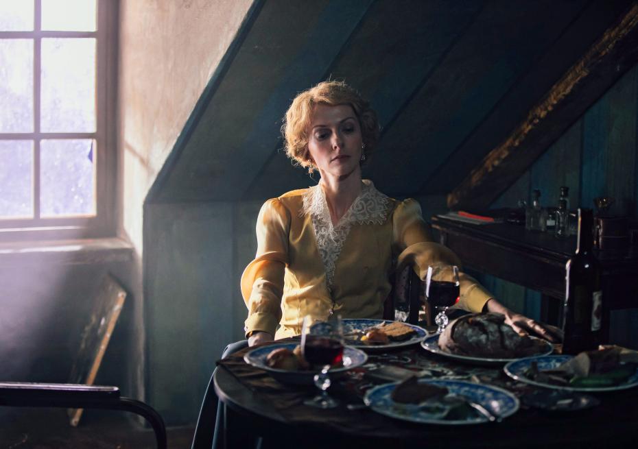 Кадр из сериала «Вертинский»
