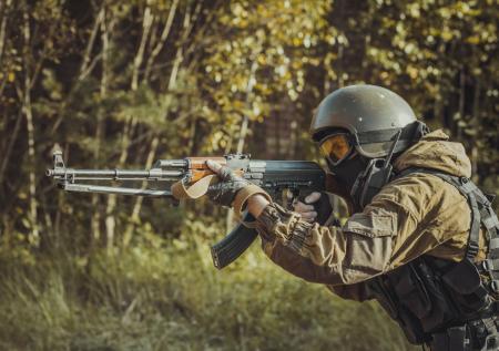 ФСБ задержала частных сыщиков, добывающих секретные сведения о военных