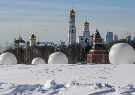 Москвичам 16 января пообещали температуру воздуха выше нормы и без осадков