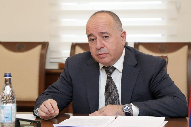 Аршак Карапетян