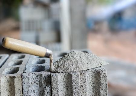 Производитель цемента Holcim передаст бизнес в России местному менеджменту