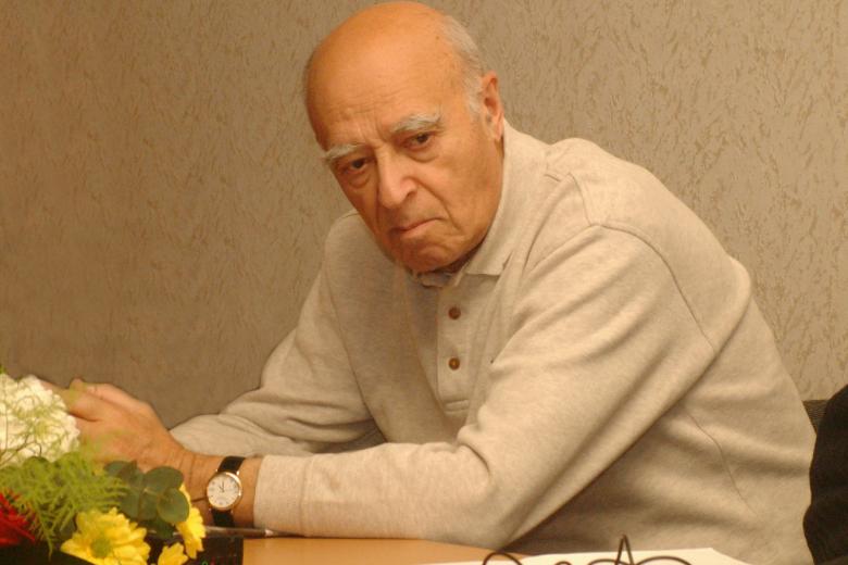 Владимир Этуш