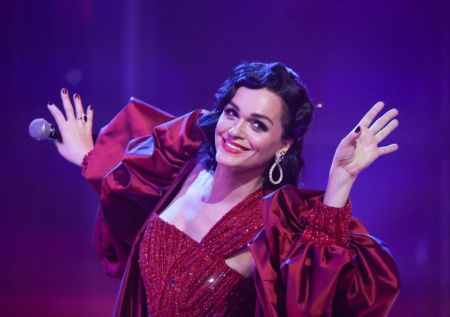 Бородин захотел наказать «певичку» Славу за мелкое хулиганство