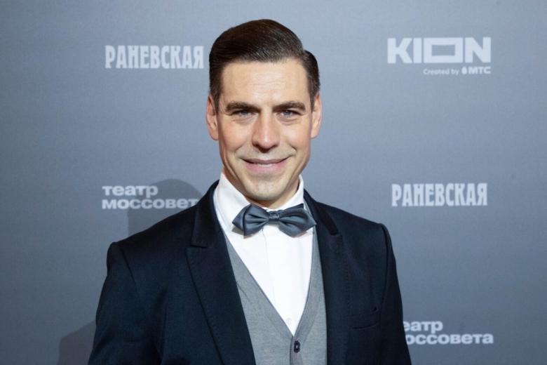 Дмитрий Дюжев