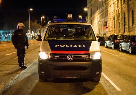 Власти Вены сообщили о 15 раненых в результате теракта