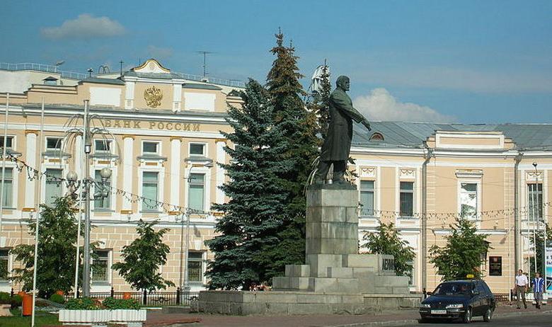 Центральная площадь Твери