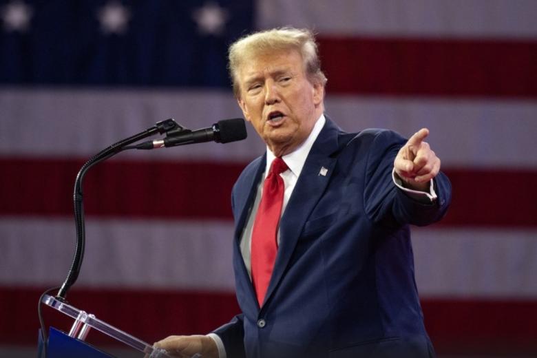 Дональд Трамп 