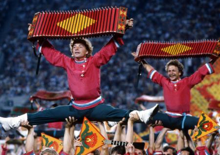 «В магазинах и барах всё было бесплатно»: 40 лет Олимпиаде-80