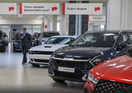 Автомобилистам рассказали о последствиях отключения дилеров от ПО