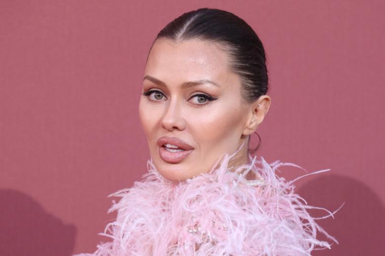 Виктория Боня на вечеринке amfAR Gala в Каннах