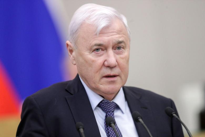 Анатолий Аксаков