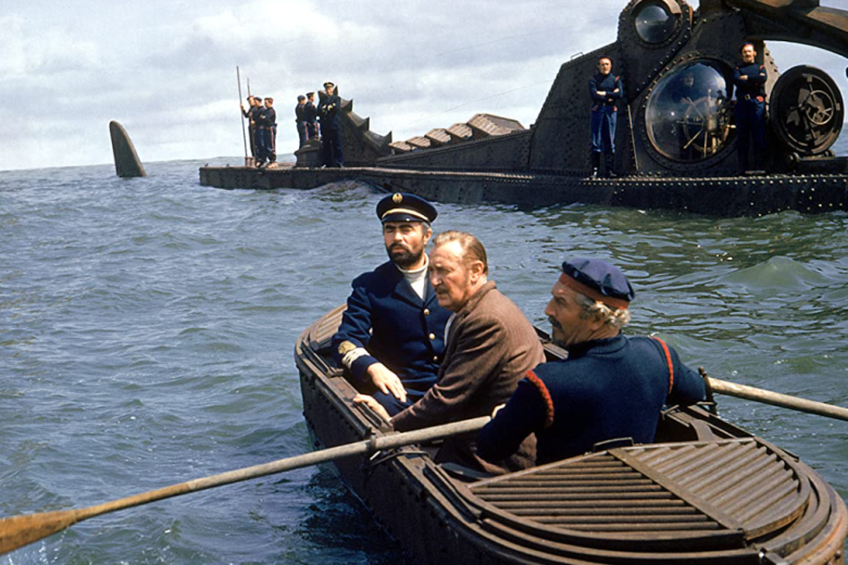 Кадр из фильма «20000 льe под водой » (1954)