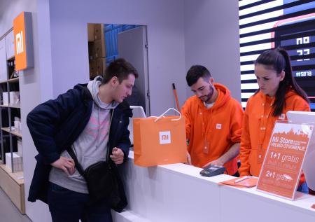 Число активных пользователей Xiaomi достигло 500 млн