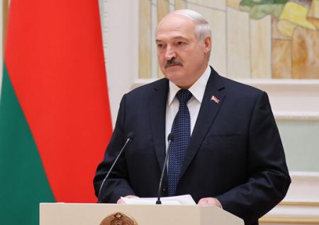 Лукашенко предупредил белорусов о провокациях в оппозиционных мессенджерах 