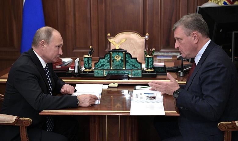Президент РФ Владимир Путин на встрече с Игорем Васильевым