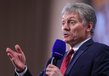 Песков: кто должен возглавлять Россию — решать россиянам, а не канцлеру ФРГ