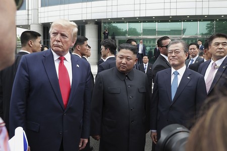 Южная Корея готова помочь Северной Корее и США возобновить переговоры 