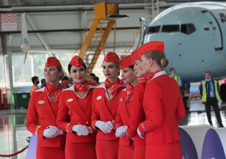 Лётный профсоюз сообщил об опасности нехватки бортпроводников