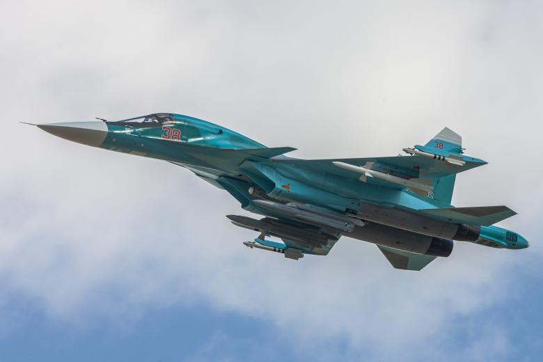 Истребитель Су-34