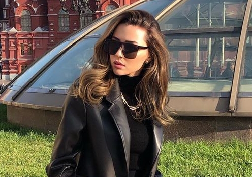 Анна Заворотнюк