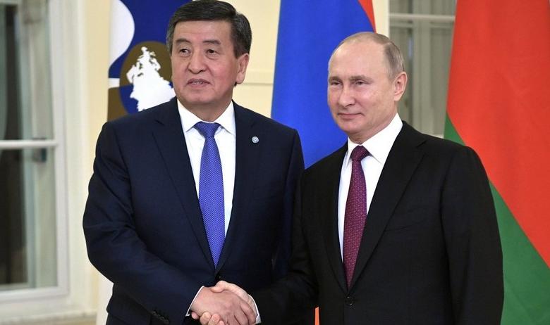 Сооронай Жээнбеков и Владимир Путин