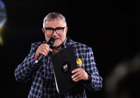 Как построил карьеру Дмитрий Дибров: журналист, актер, музыкант, писатель