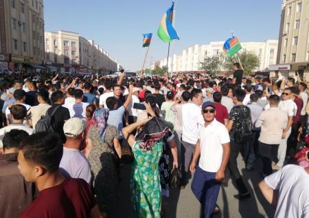 В Узбекистане прошли протесты против ликвидации Республики Каракалпакстан