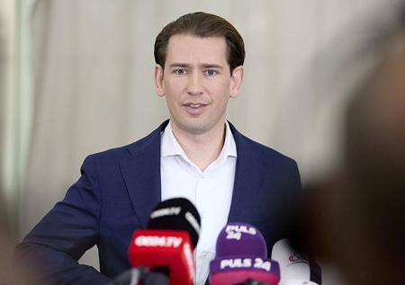 Приятная встреча: канцлер Австрии оценил переговоры с Лавровым
