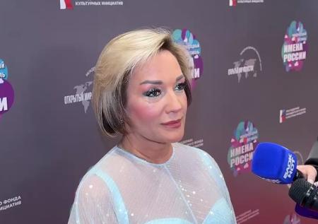 Буланова ответила на слухи о многомиллионных долгах мужа