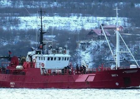 СМИ сообщили о гибели 17 человек на судне, затонувшем в Баренцевом море