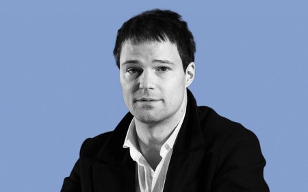 Возвращение в театр, дочь в США, пост об СВО: как живет Данила Козловский