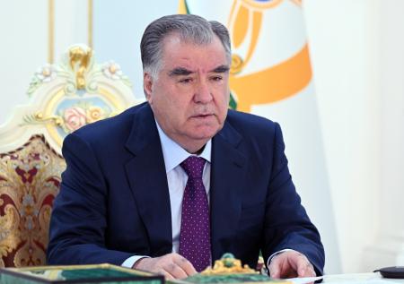Президент Таджикистана раскрыл цель столкновения сверхдержав