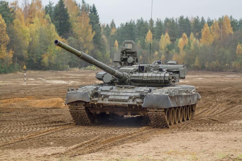 Танк Т-80