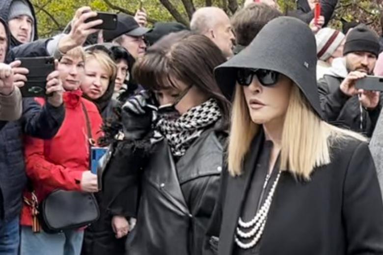 Певица Алла Пугачева