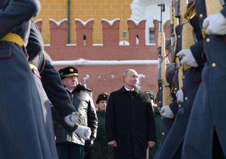 Песков объяснил, почему Путин в сильный мороз был без шапки