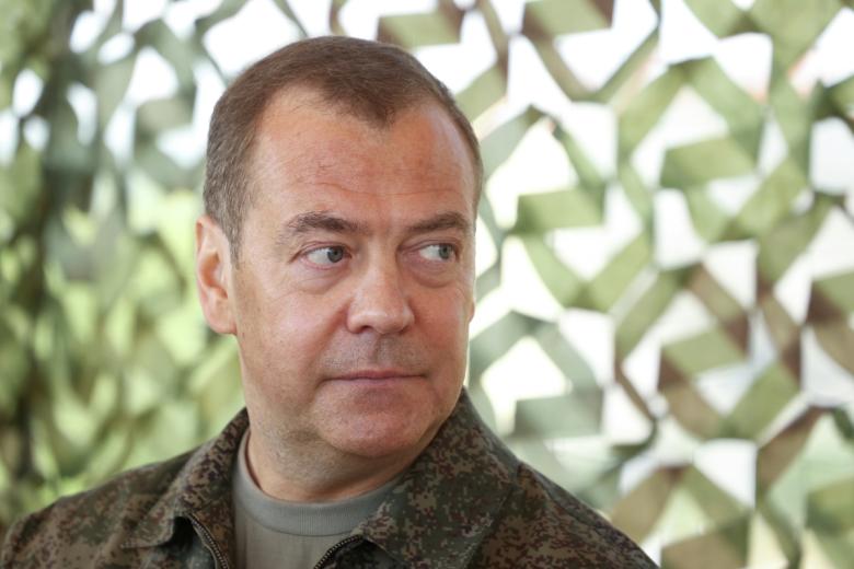 Дмитрий Медведев