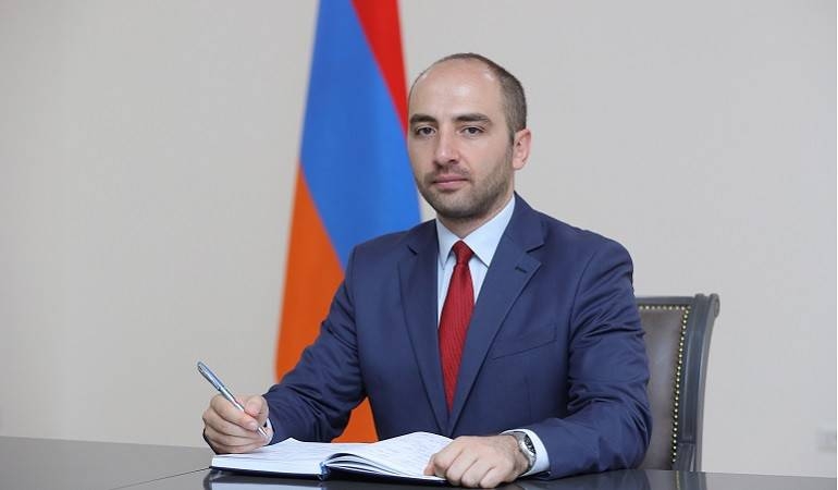 Пресс-секретарь МИД Армении Ваан Унанян