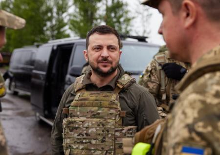 Daily Mail: Зеленский полагается на военные советы девятилетнего сына
