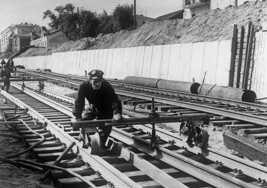 Строительство наземной линии метро Киевский вокзал 