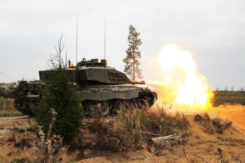 Основной боевой танк сухопутных войск Великобритании Challenger 2