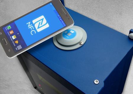Новый стандарт NFC получил поддержку беспроводной зарядки
