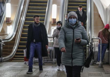 Видеокамеры в новых дисплеях в метро Москвы не будут распознавать лица