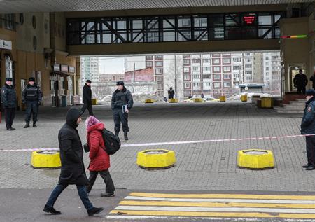 С чем связана очередная волна телефонного терроризма и при чём тут Малофеев