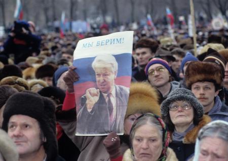 Проханов сравнил Россию при Ельцине и Путине