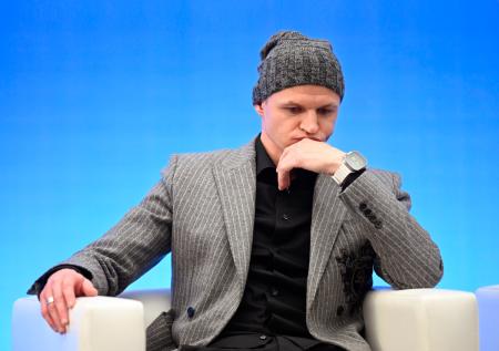 Экс-супруг Бузовой пригрозил хейтерам законом о кибербуллинге