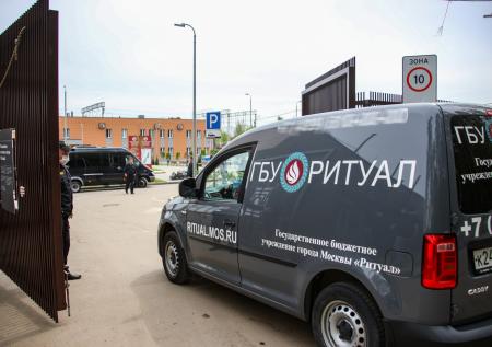 Похороны в России подорожали на треть