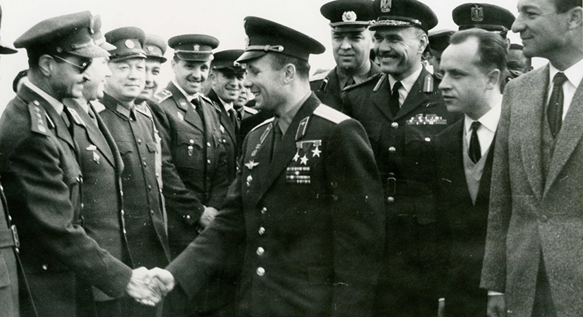 Юрий Гагарин во время зарубежного визита в Египет, 5 февраля 1962 года