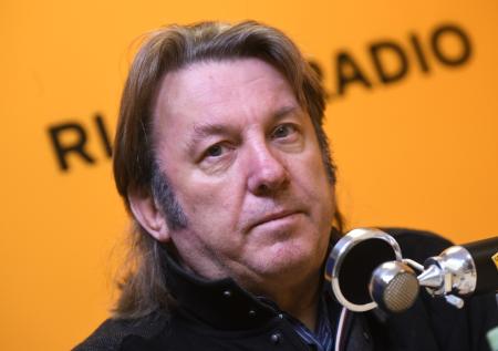 «Ни жарко ни холодно»: Лоза отреагировал на санкции Зеленского